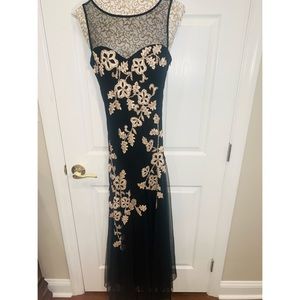 Mesh shoulder sleeves black mermaid long gown